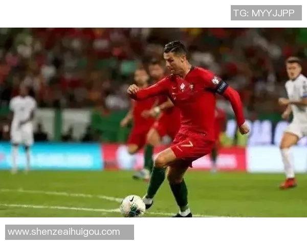 2018世界杯足球明星C罗领衔葡萄牙队征战历史舞台展现绝佳个人技术 2018世界杯足球明星C罗领衔葡萄牙队征战历史舞台展现绝佳个人技术