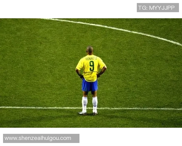 2025年足球十一大球星最新排名揭晓 谁是当今足坛最强之人