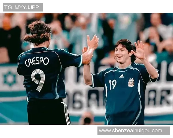 以足球球星为核心组成一支强大队伍探索球场上的超凡组合与无敌阵容 以足球球星为核心组成一支强大队伍探索球场上的超凡组合与无敌阵容