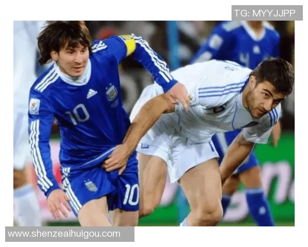 可爱足球球星瞬间集锦 萌态十足的运动员精彩瞬间回顾 可爱足球球星瞬间集锦 萌态十足的运动员精彩瞬间回顾