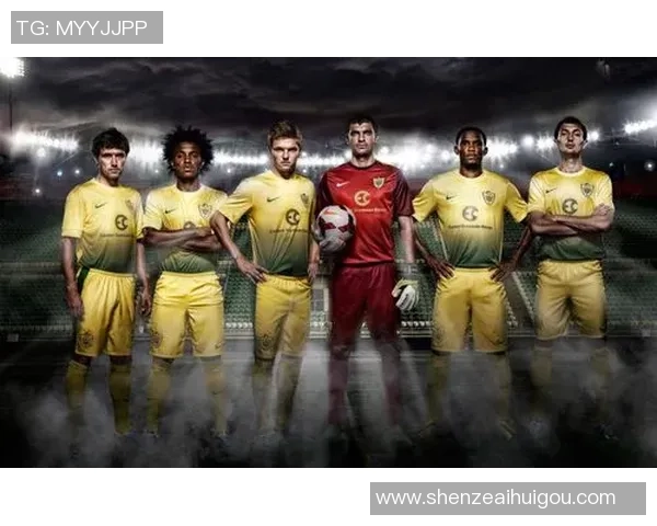 四大足球巨星高清帅气照片欣赏 顶级球场偶像魅力全景展现