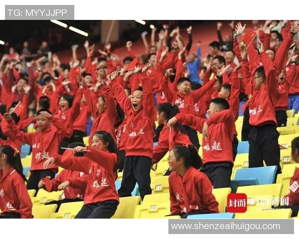 在东京街头偶遇世界足球巨星引发球迷热烈欢呼与难忘回忆